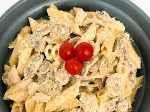 طرز تهیه پاستا ایتالیایی خوشمزه با مرغ و سس رستورانی + 10 نکته طلایی