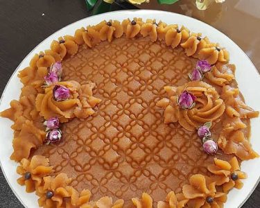 طرز تهیه حلوای مجلسی و فوق العاده خوشرنگ به روش سنتی