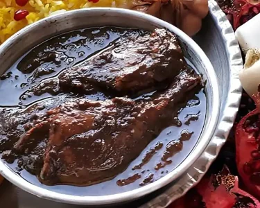 طرز تهیه خورش فسنجان خوشمزه و مجلسی + 7 نکته طلایی که باید بدانید
